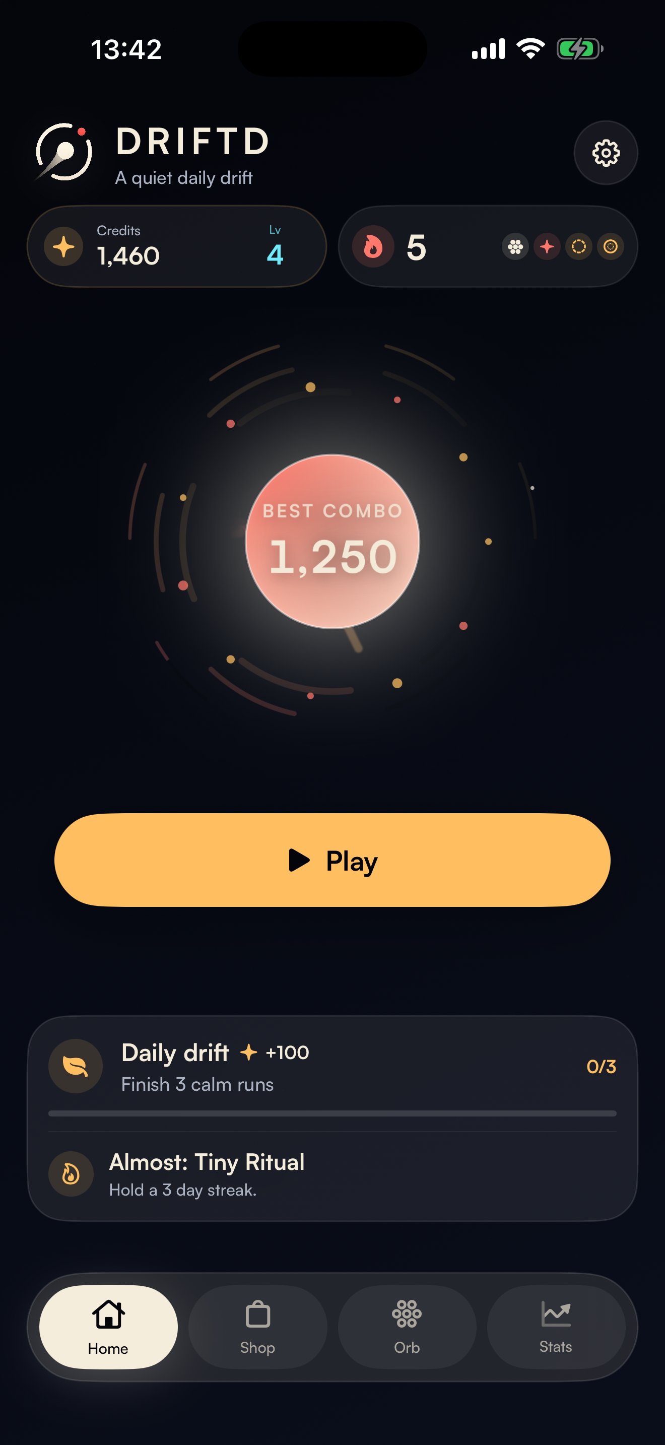 Driftd home screen with Credits, Level, streak, Play button, and daily challenge